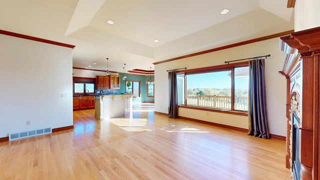 S3358 Hass LANE, Viroqua, WI 54665