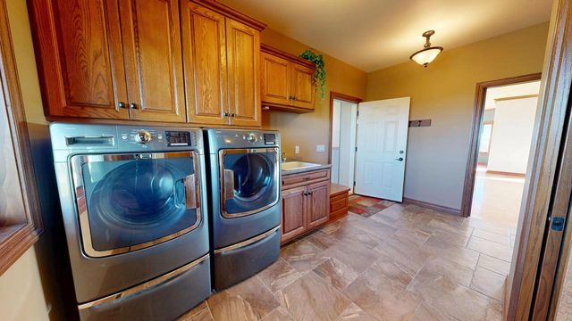 S3358 Hass LANE, Viroqua, WI 54665