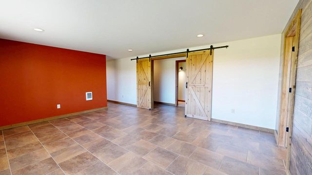 S3358 Hass LANE, Viroqua, WI 54665