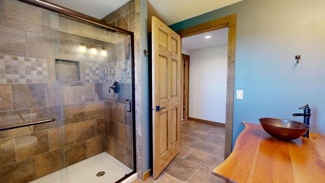 S3358 Hass LANE, Viroqua, WI 54665