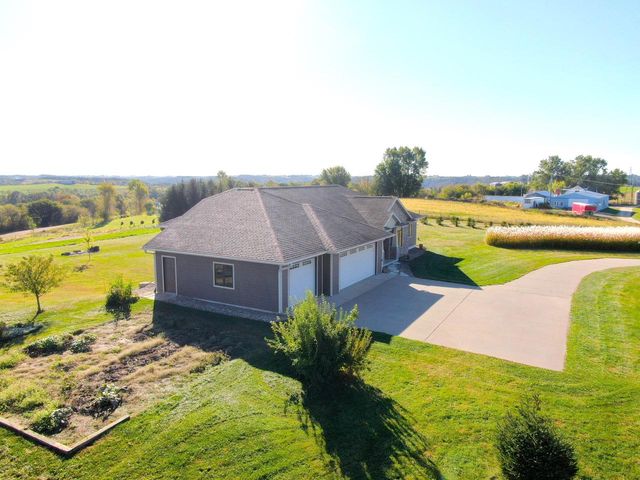 S3358 Hass LANE, Viroqua, WI 54665