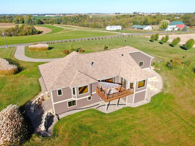 S3358 Hass LANE, Viroqua, WI 54665