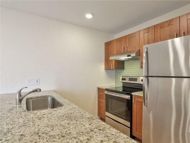 909 Reinli ST 238, Austin, TX 78751