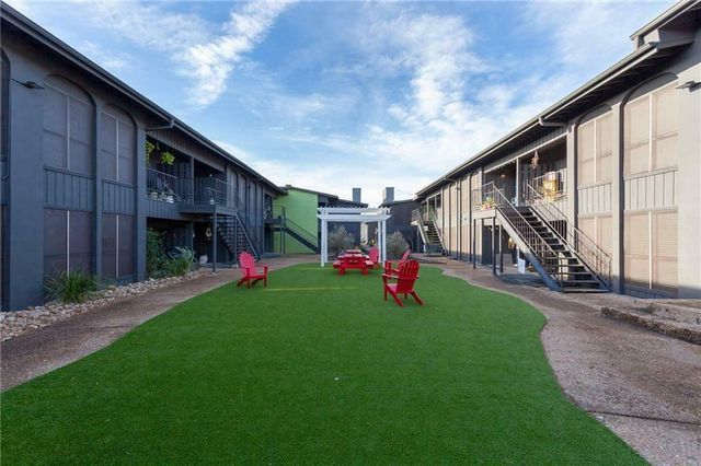 909 Reinli ST 238, Austin, TX 78751