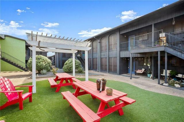 909 Reinli ST 238, Austin, TX 78751