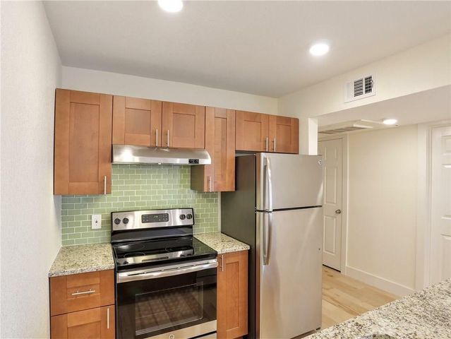 909 Reinli ST 238, Austin, TX 78751