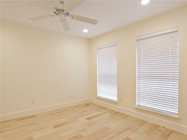 909 Reinli ST 238, Austin, TX 78751