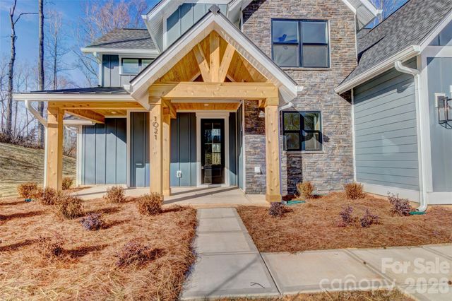 1021 Harrogate Drive, Bessemer City, NC 28016