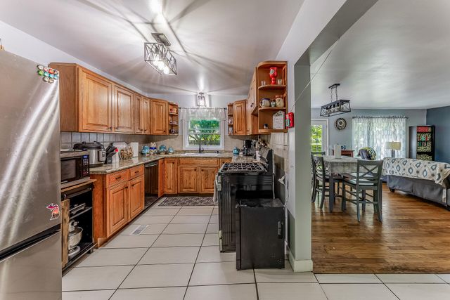 4571 King Street, Montague City, MI 49437