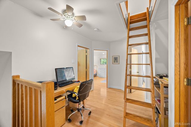 305 Emerald Street, Houghton, MI 49931