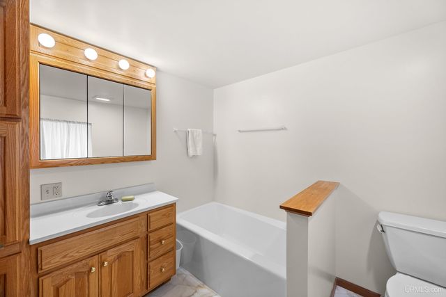 305 Emerald Street, Houghton, MI 49931