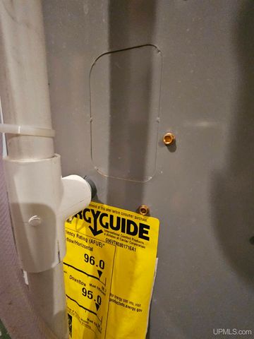 305 Emerald Street, Houghton, MI 49931