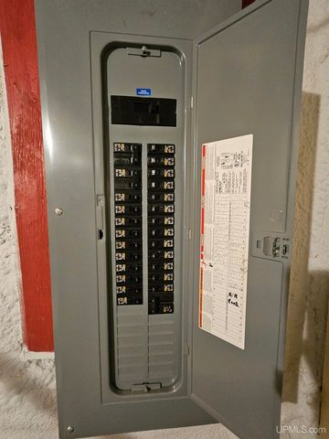 305 Emerald Street, Houghton, MI 49931