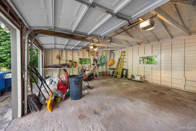 305 Emerald Street, Houghton, MI 49931