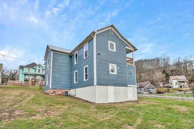 15 Second ST, Eagle Rock, VA 24085