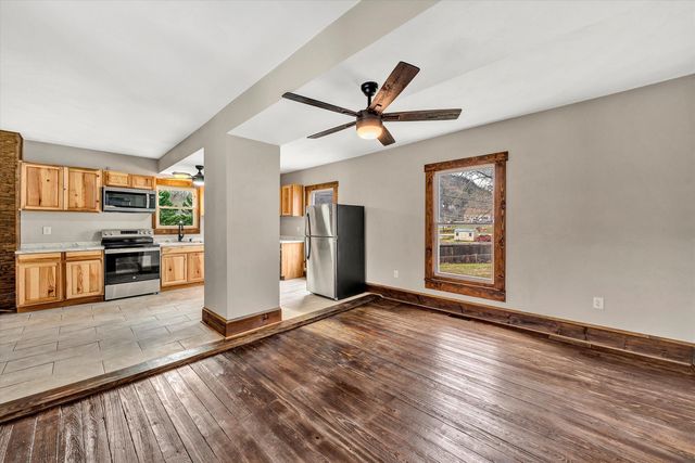 15 Second ST, Eagle Rock, VA 24085