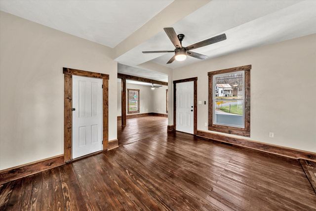 15 Second ST, Eagle Rock, VA 24085