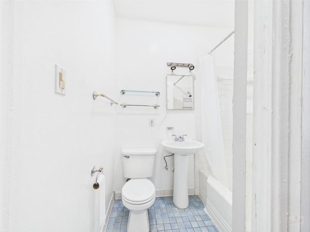 3006 Duval Street 8, Austin, TX 78705