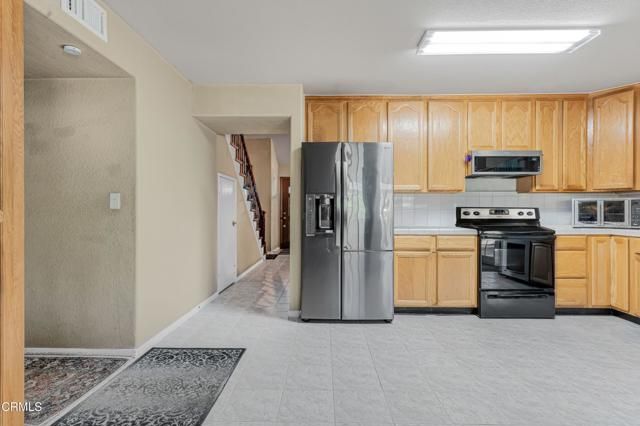 1805 Hillary Court, Simi Valley, CA 93065