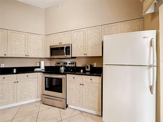 8827 WORLDQUEST BOULEVARD 1502, Orlando, FL 32821