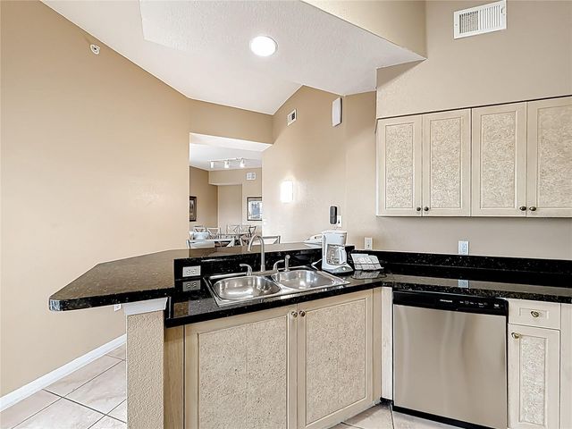 8827 WORLDQUEST BOULEVARD 1502, Orlando, FL 32821