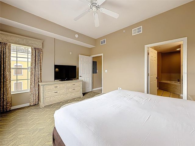 8827 WORLDQUEST BOULEVARD 1502, Orlando, FL 32821