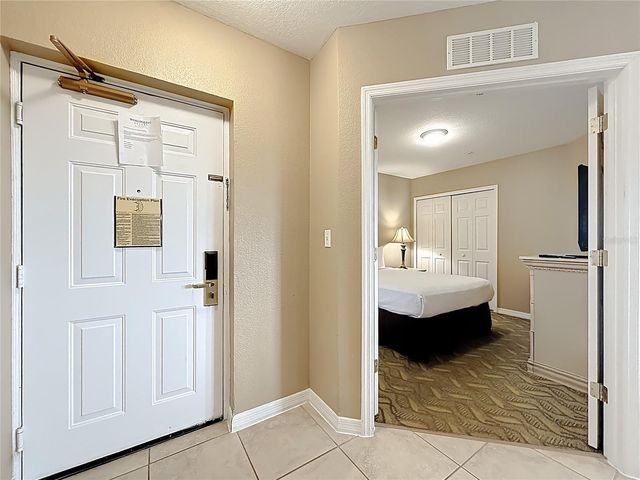 8827 WORLDQUEST BOULEVARD 1502, Orlando, FL 32821