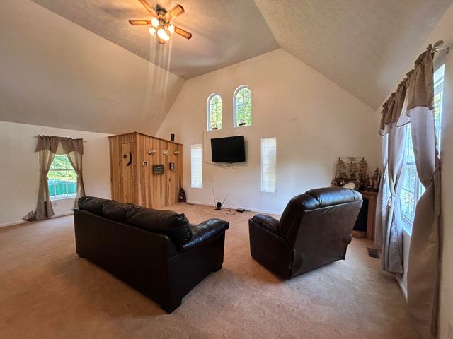 51 Beauchamp Boulevard, Somerset, KY 42503