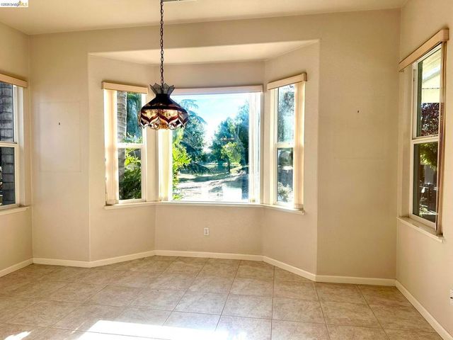 1116 Burghley Ln, Brentwood, CA 94513