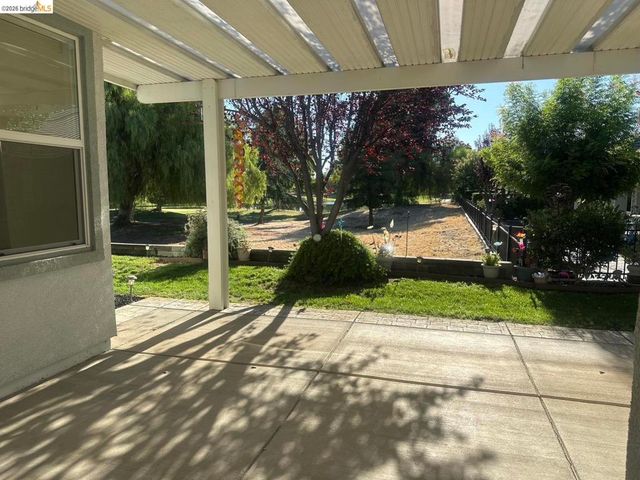 1116 Burghley Ln, Brentwood, CA 94513