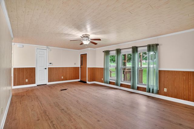7757 Berry Road, Burleson, TX 76028