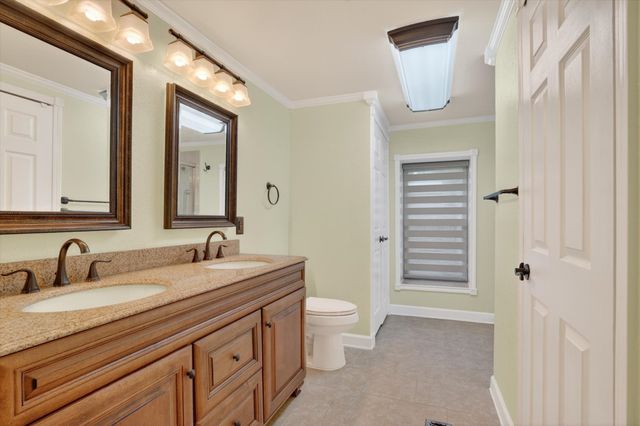 7757 Berry Road, Burleson, TX 76028