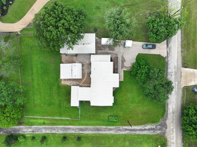 7757 Berry Road, Burleson, TX 76028