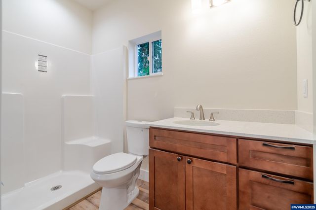 1423 45th Av, Sweet Home, OR 97386