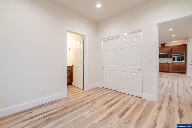 1423 45th Av, Sweet Home, OR 97386