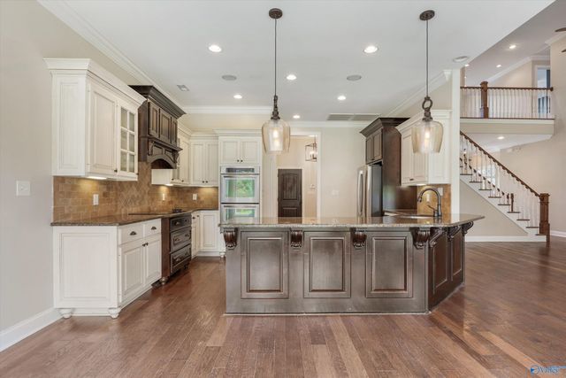 7052 Jacks Creek Lane, Owens Cross Roads, AL 35763