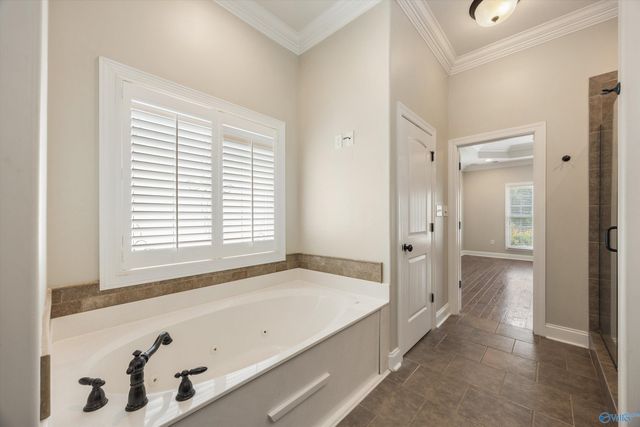 7052 Jacks Creek Lane, Owens Cross Roads, AL 35763
