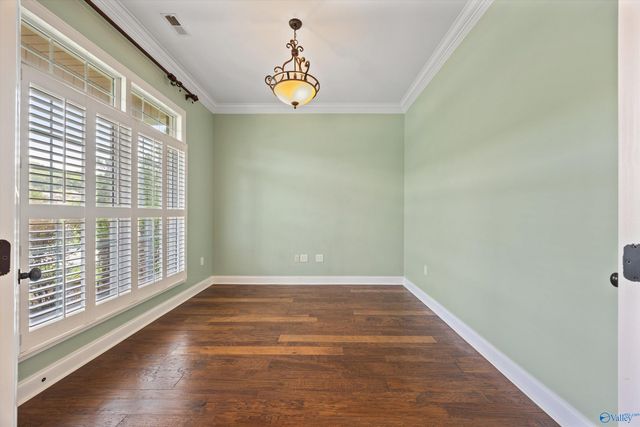7052 Jacks Creek Lane, Owens Cross Roads, AL 35763