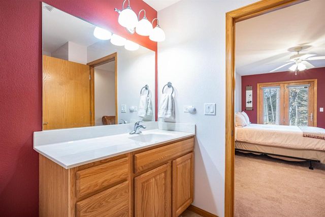 1 Dogwood Trail, Wisconsin Dells, WI 53965