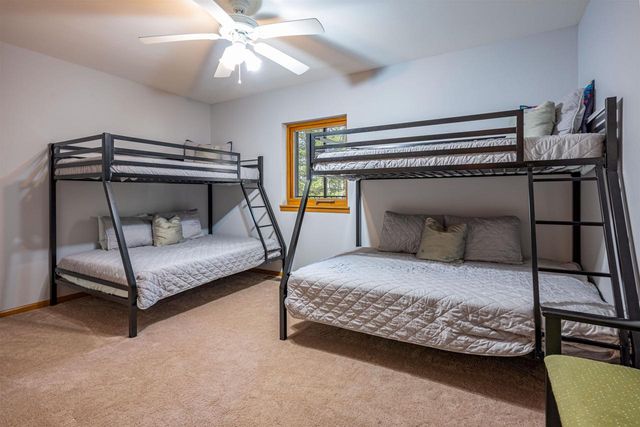 1 Dogwood Trail, Wisconsin Dells, WI 53965