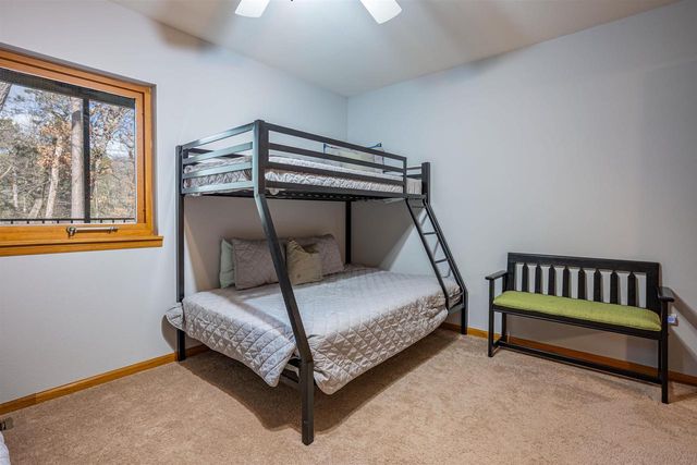 1 Dogwood Trail, Wisconsin Dells, WI 53965