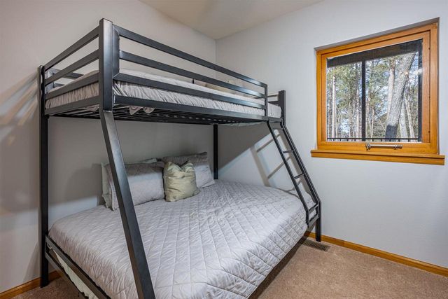 1 Dogwood Trail, Wisconsin Dells, WI 53965