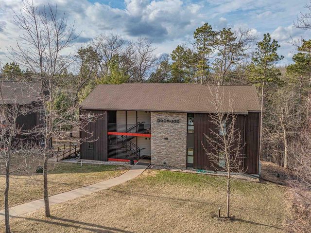 1 Dogwood Trail, Wisconsin Dells, WI 53965