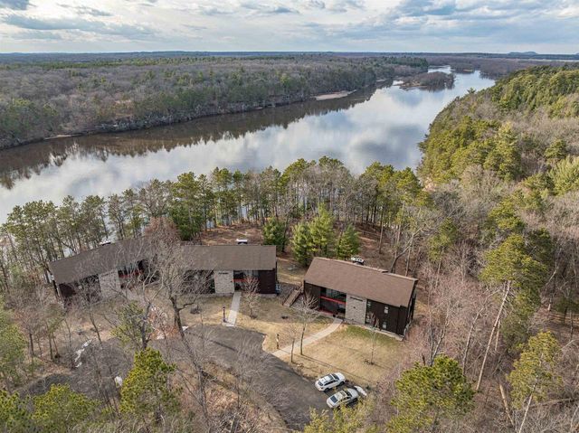 1 Dogwood Trail, Wisconsin Dells, WI 53965