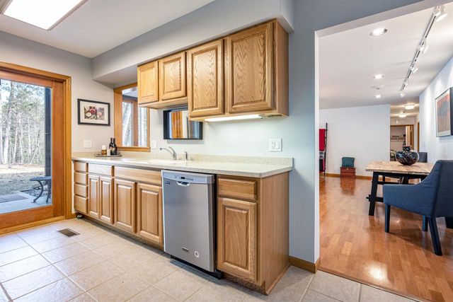 1 Dogwood Trail, Wisconsin Dells, WI 53965