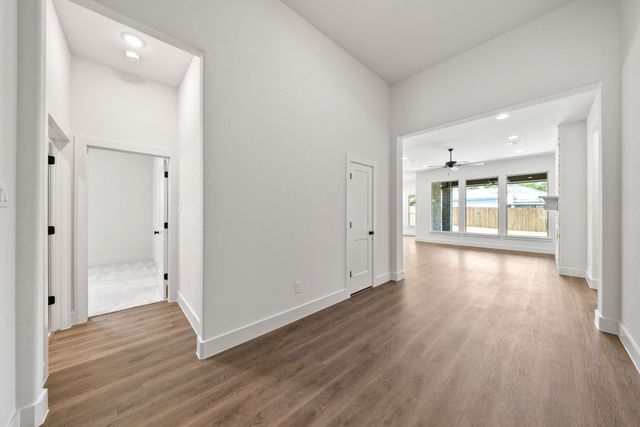 902 Boston Lane, River Oaks, TX 76114