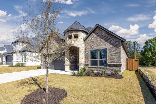 902 Boston Lane, River Oaks, TX 76114