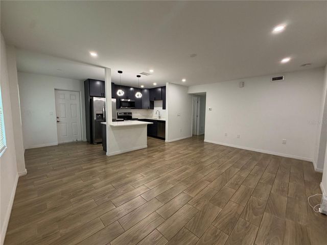 1920 OAKLEY AVENUE, Fort Myers, FL 33901