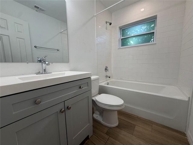 1920 OAKLEY AVENUE, Fort Myers, FL 33901