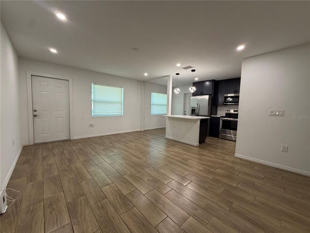 1920 OAKLEY AVENUE, Fort Myers, FL 33901